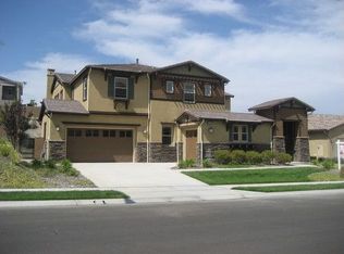8218 Sunset Rose Dr, Corona, CA 92883