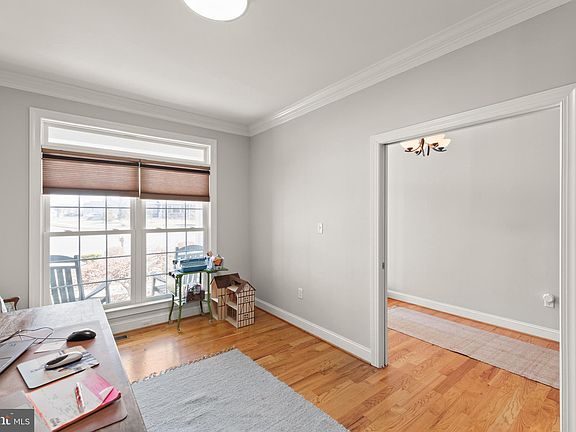 4th image of 101 Jeni Ct