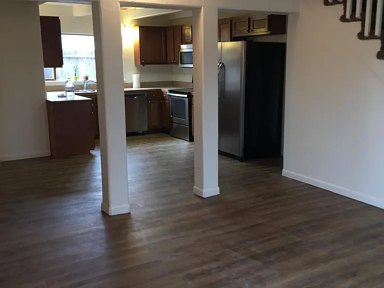 4375 Moore St — Photo 11