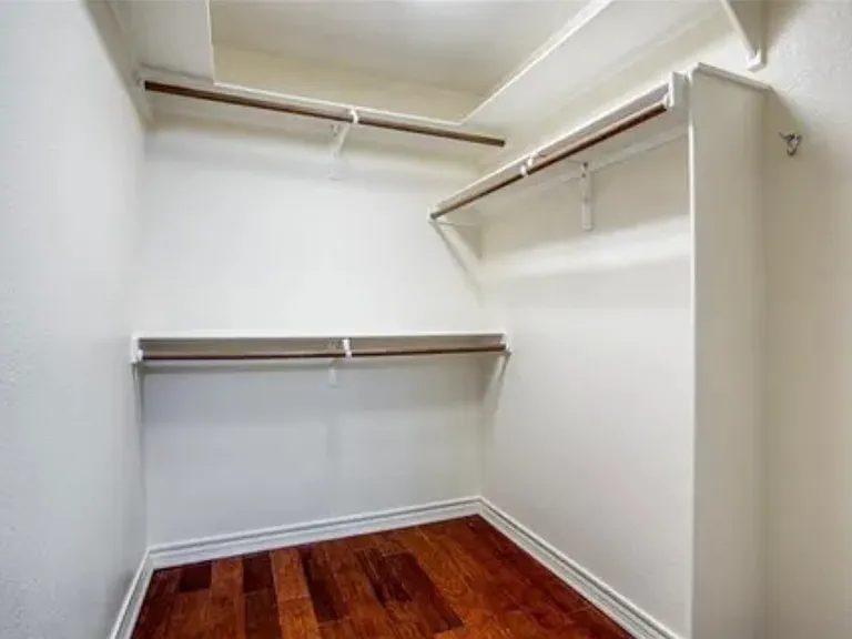 5608 Jamaica Cir — Photo 15