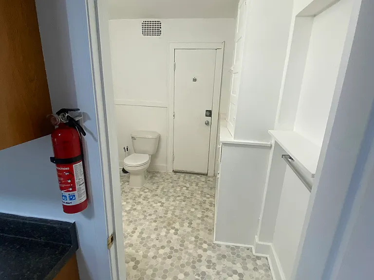 916 W Lovell St #5 — Photo 11