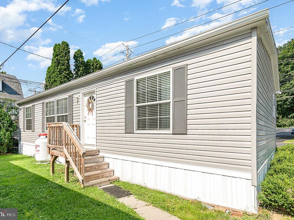 1st image of 3598 Mobile Rd