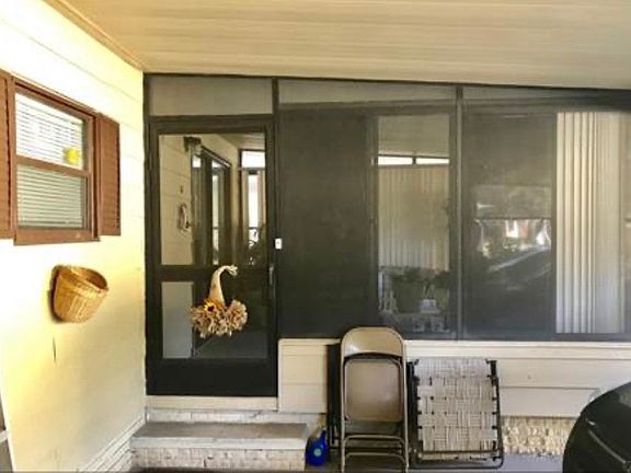 5th image of 250 Country Ln