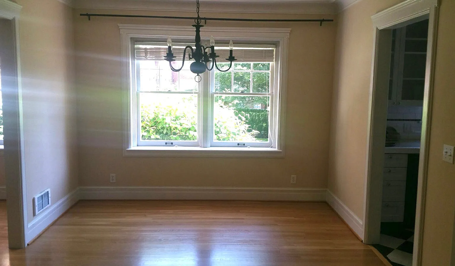 1 bed, 1150 sqft, $3,350 — Photo 3