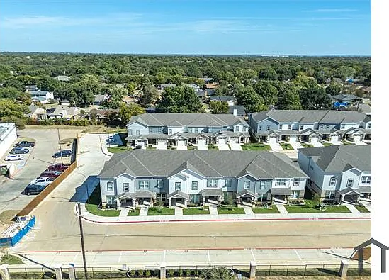 6209 Roby Dr — Photo 49