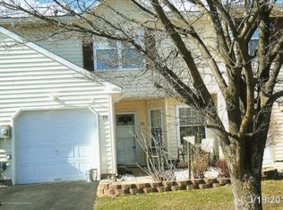 19 Schooners Sq, Freehold, NJ 07728