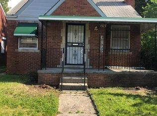 8890 Whitcomb St, Detroit, MI 48228