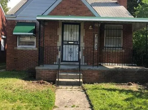 8890 Whitcomb St, Detroit, MI 48228