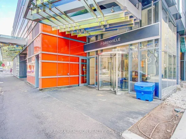7 Grenville St #513, Toronto, ON M4Y 0E9
