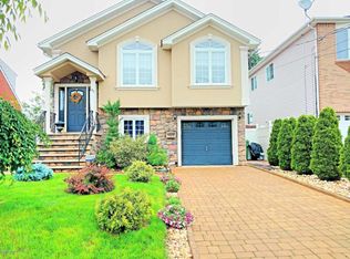 210 Garfield St, Linden, NJ 07036