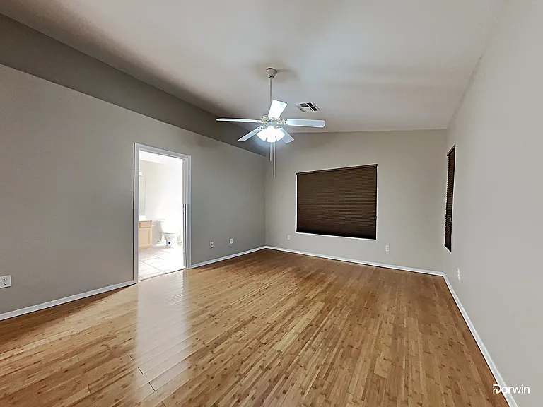 9305 E Medina Ave — Photo 8