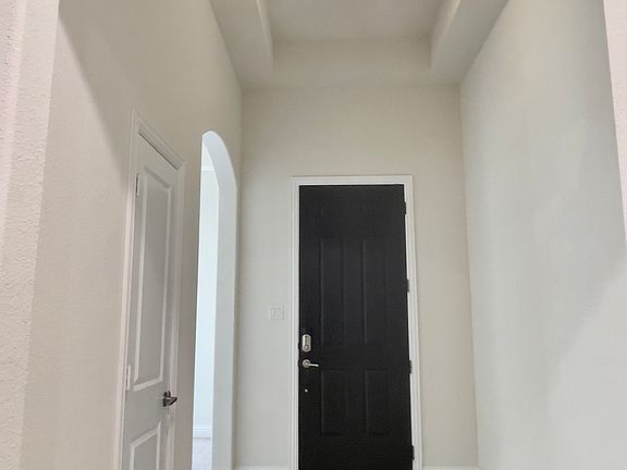 3rd image of 804 Mountcastle Dr