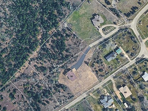 3rd image of Blue Jay Rd