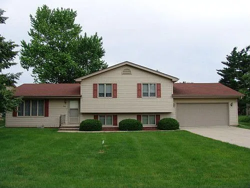 503 S McLean St photo 1