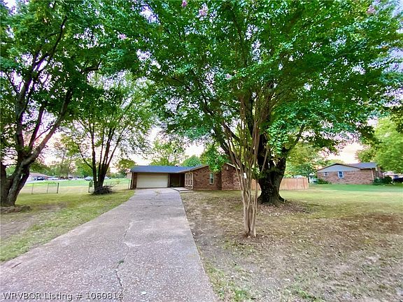 2nd image of 21 Alpine Dr
