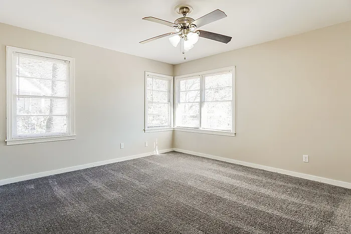 205 Ridgewood Ave — Photo 7