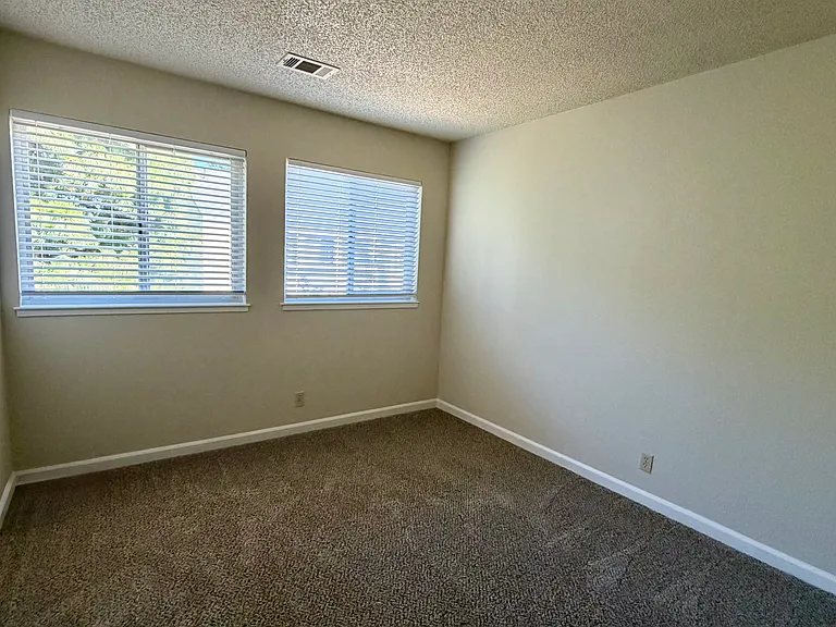 3817 Nolan Ter — Photo 12