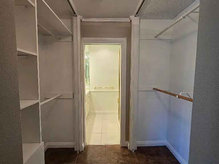 3030 El Camino Ave — Photo 27