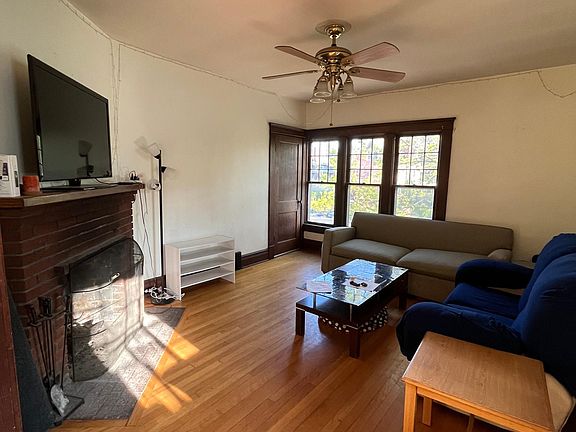 3rd image of 1307 Granger Ave