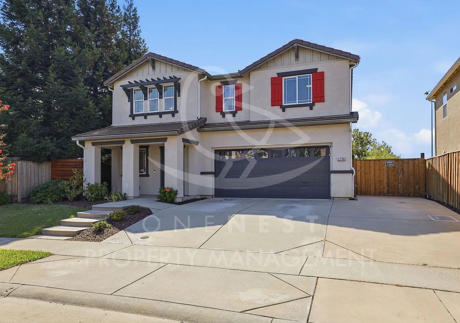 One of a kind, HUGE yard, Perfect West Roseville Home — Photo 3
