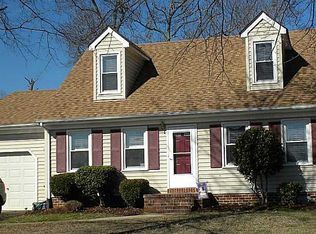 3340 Dietz Dr, Chesapeake, VA 23323