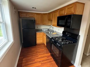 221 E Maryland Ave #B, Aldan, PA 19018
