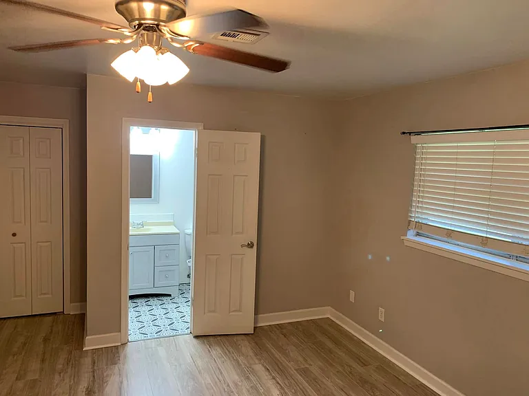 107 Caesar Dr — Photo 14
