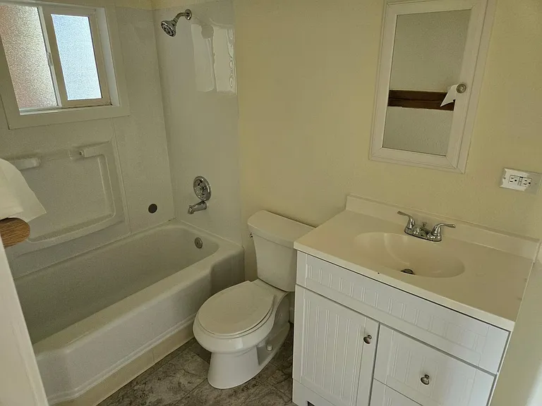 Optimum - 222 South 11th Street — Photo 6