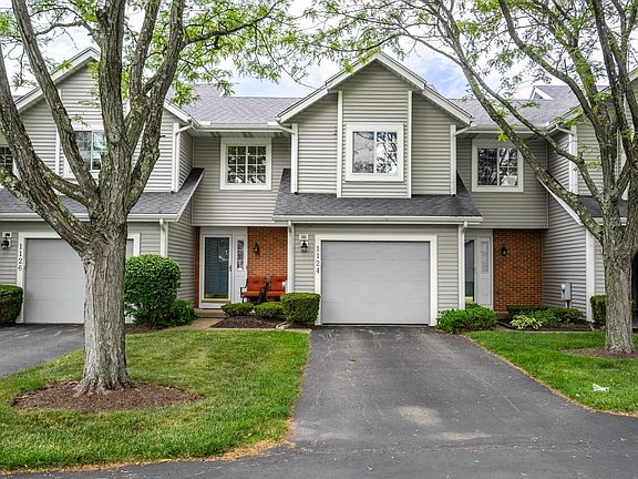 2nd image of 1124 Bay Harbour Cir