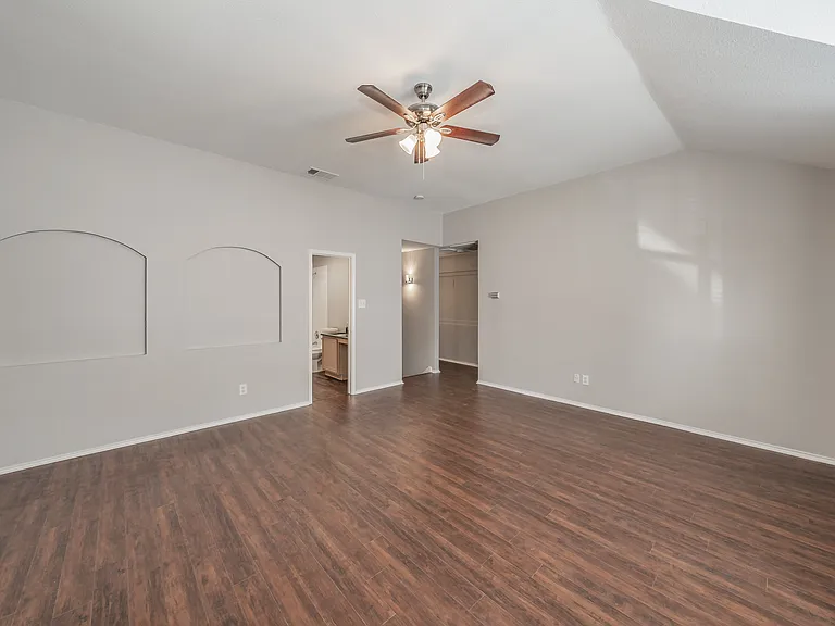 1217 Katy Dr — Photo 11