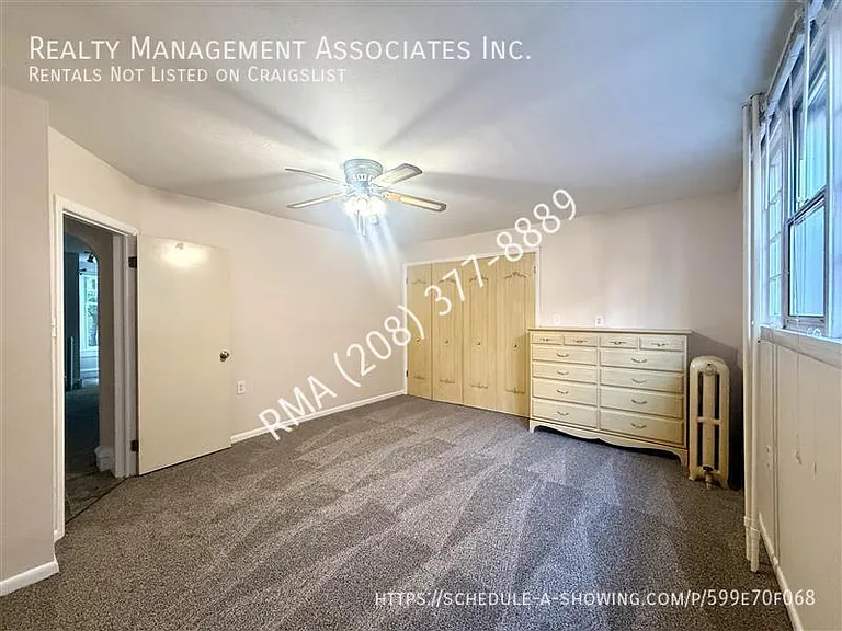 712 W Franklin St #1 — Photo 7