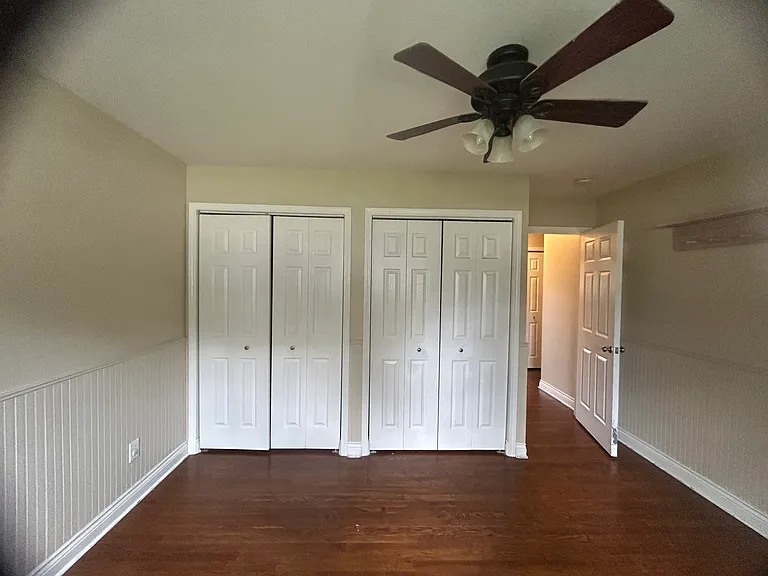 5045 Abington Dr — Photo 13