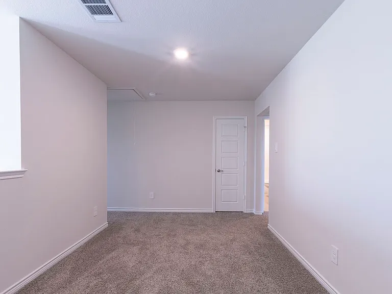 1309 Crookpost Dr — Photo 11