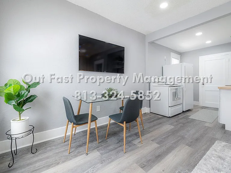 517 W Idlewild Ave #3 — Photo 21