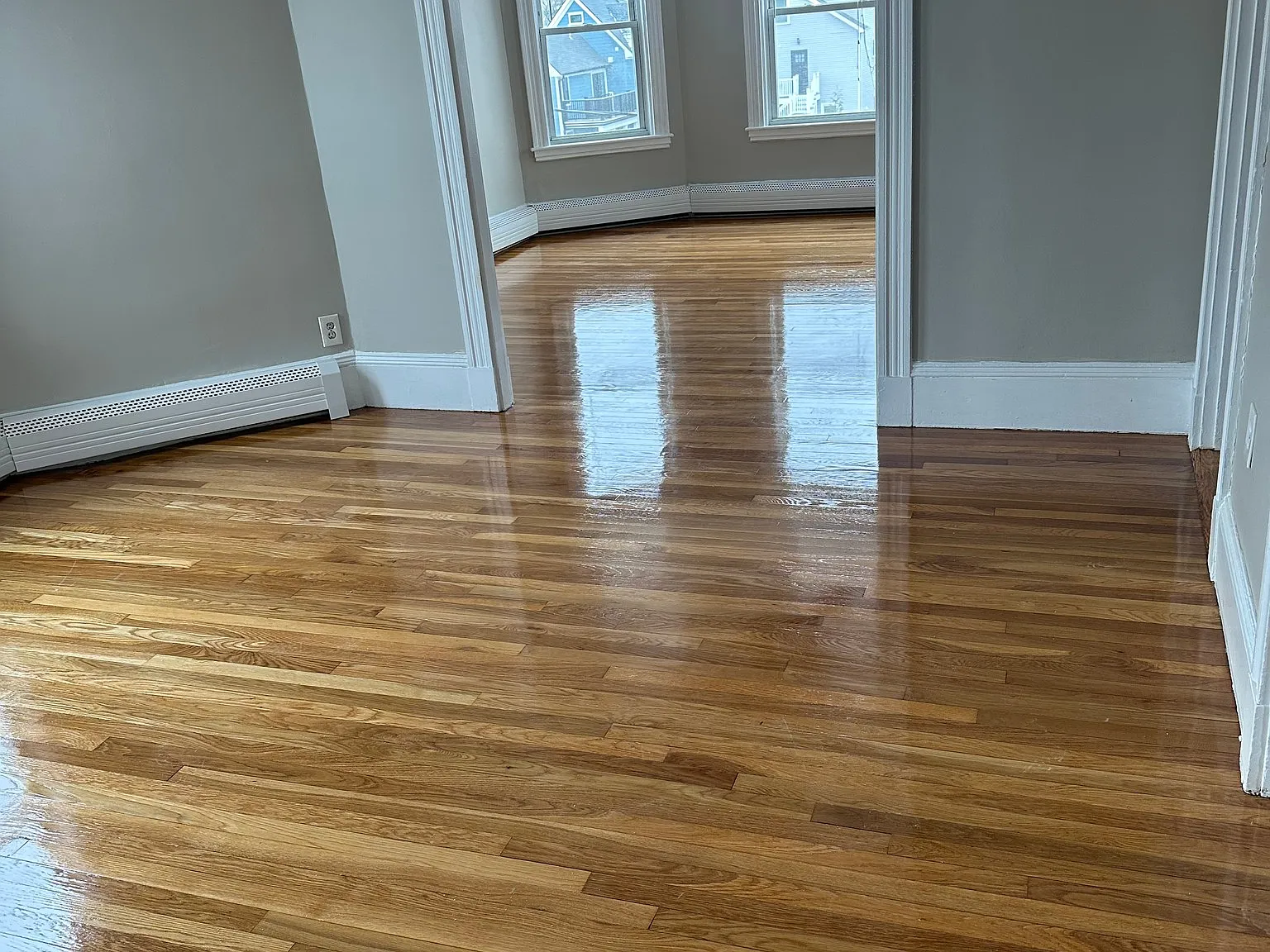 2 bed, 1200 sqft, $2,700 — Photo 1