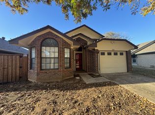 1504 Horncastle St, Fort Worth, TX 76134