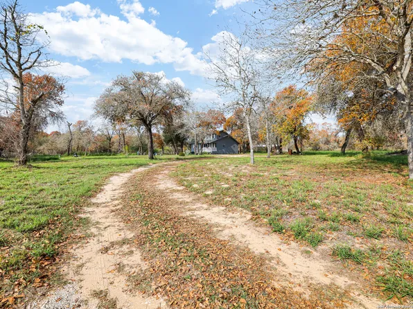 22701 TRUMBO RD, San Antonio, TX 78264