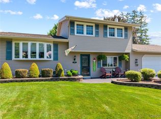 198 Hamilton Rd, North Syracuse, NY 13212