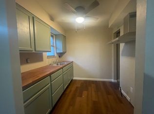 1663 Allegheny Cir, East Cleveland, OH