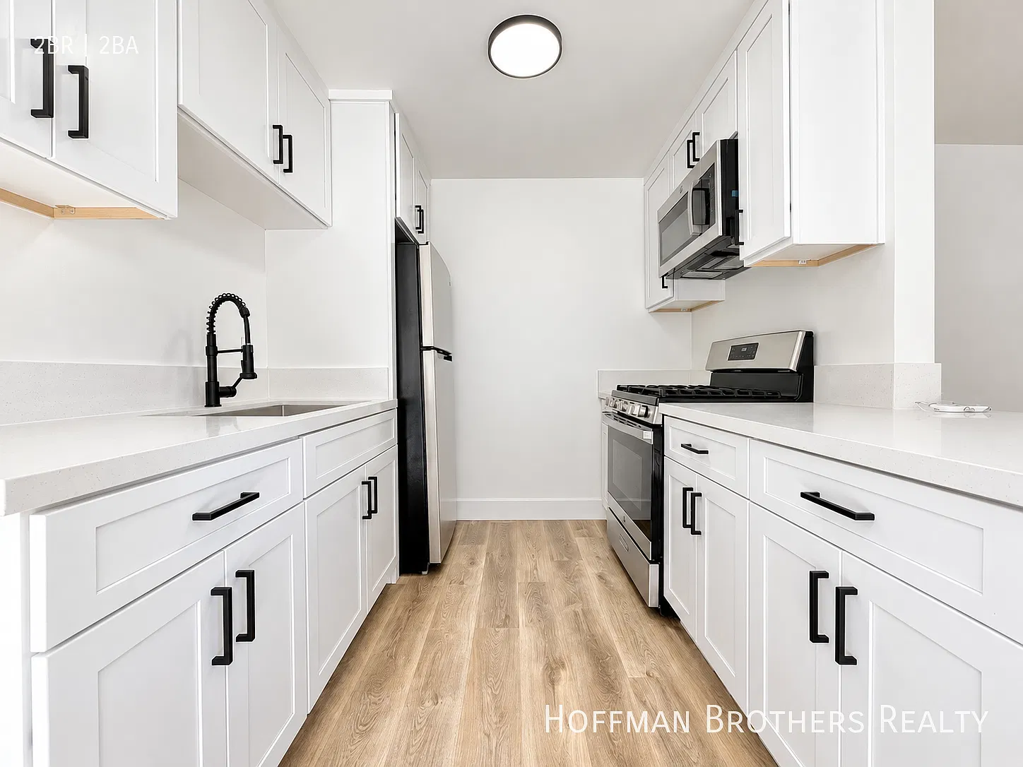 239 S Harvard Blvd Los Angeles, CA 90004 — Photo 2