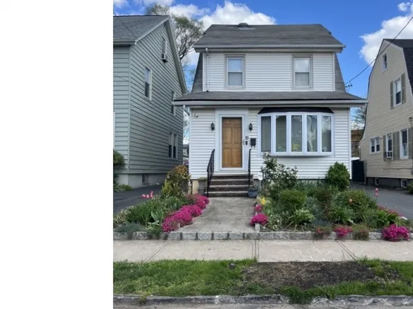 19 Hazard, Elizabeth City, NJ 07208