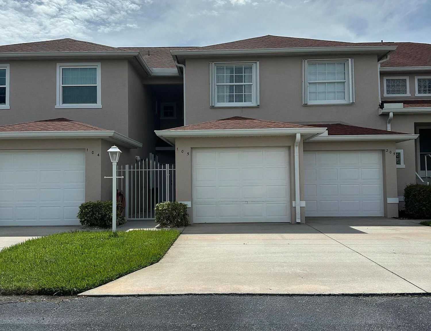 2 bed, 2.0 bath, 1180 sqft, $1,500 — Photo 1