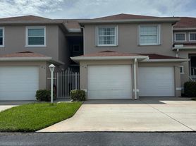 255 Grand Royale Cir, Vero Beach, FL