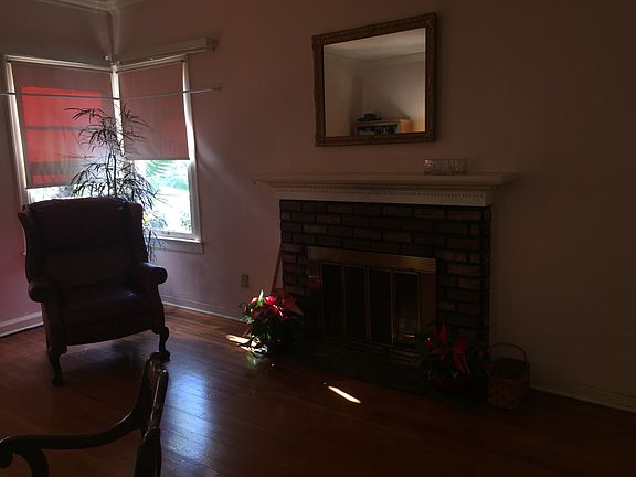 5th image of 214 S Glen Ave
