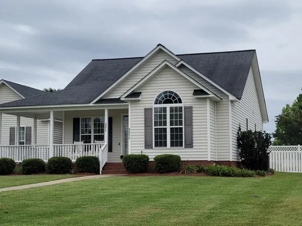 2277 Blue Heron Drive, Greenville, NC 27834