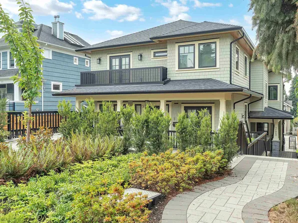 265 W 6th St, North Vancouver, BC V7L 1P4
