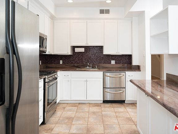 4th image of 1937 Euclid St Unit 104