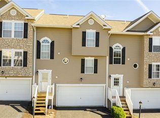 1118 Arrowhead Dr, Washington, PA