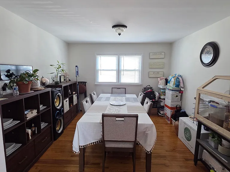 250 Meadow Ln #2 — Photo 3