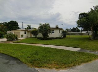 312 Cavalier Rd, Palm Springs, FL 33461